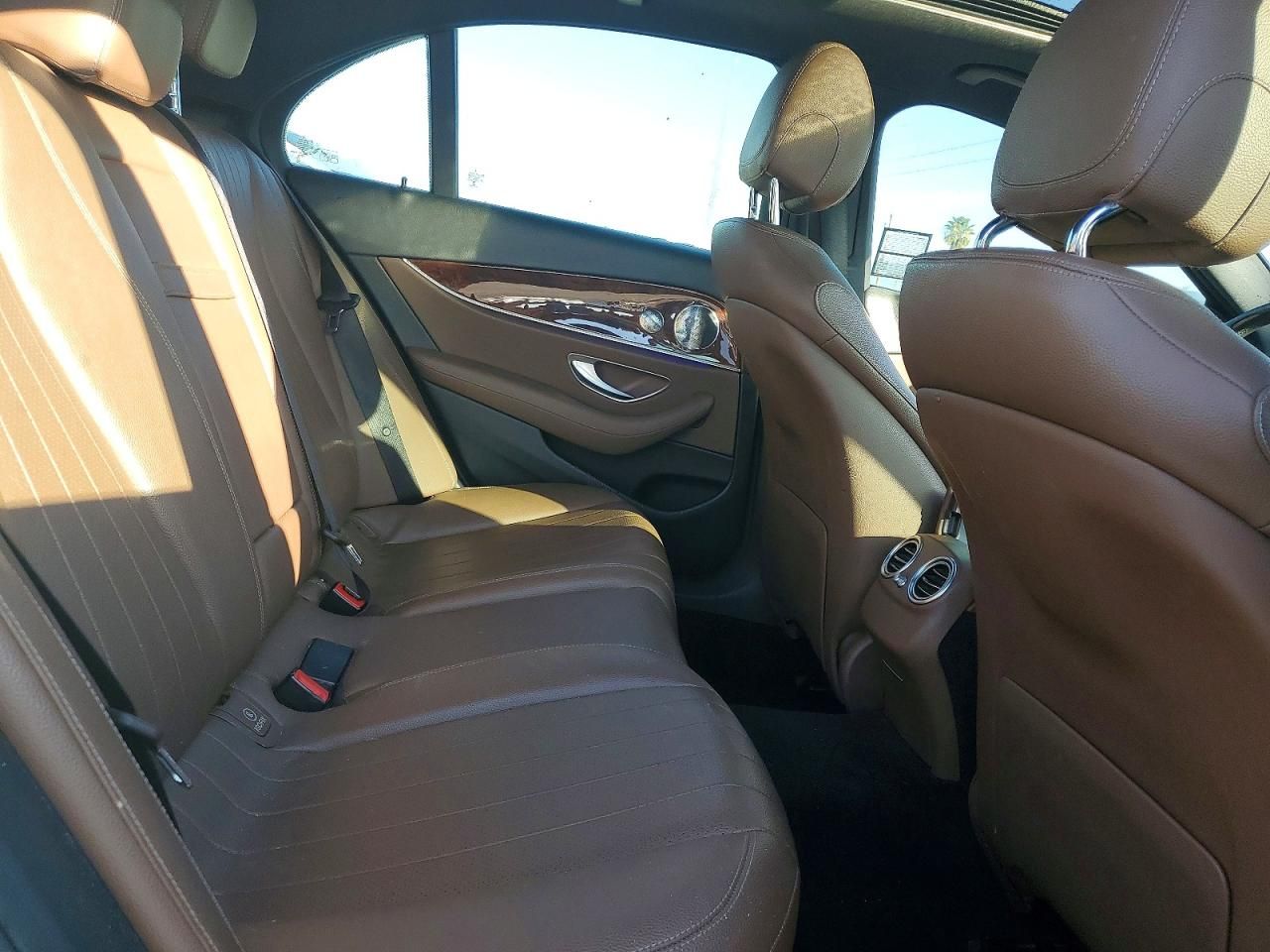 2017 Mercedes-Benz E 300 4matic