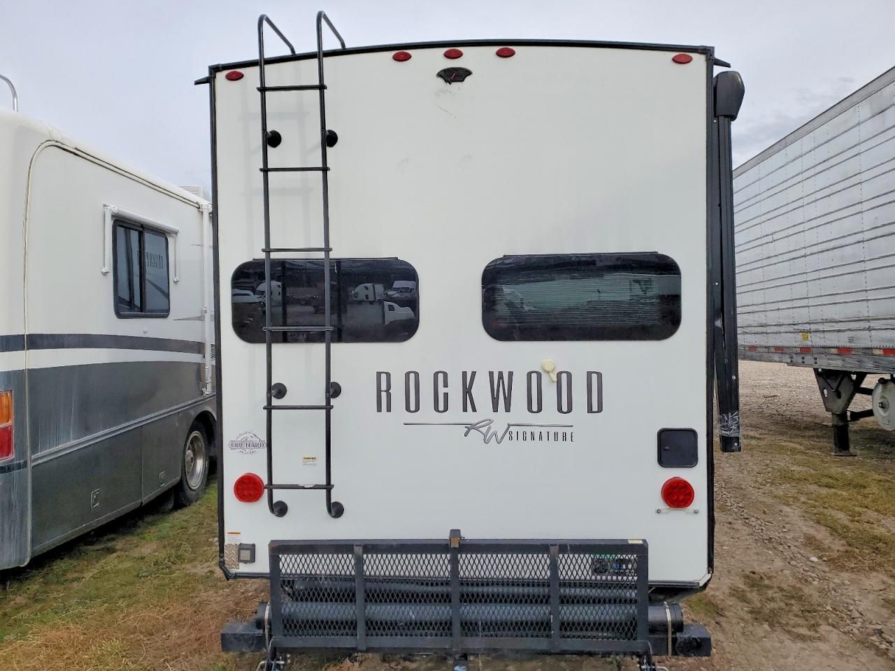 2023 Foresriver 2023 Forest River Rockwood Camper