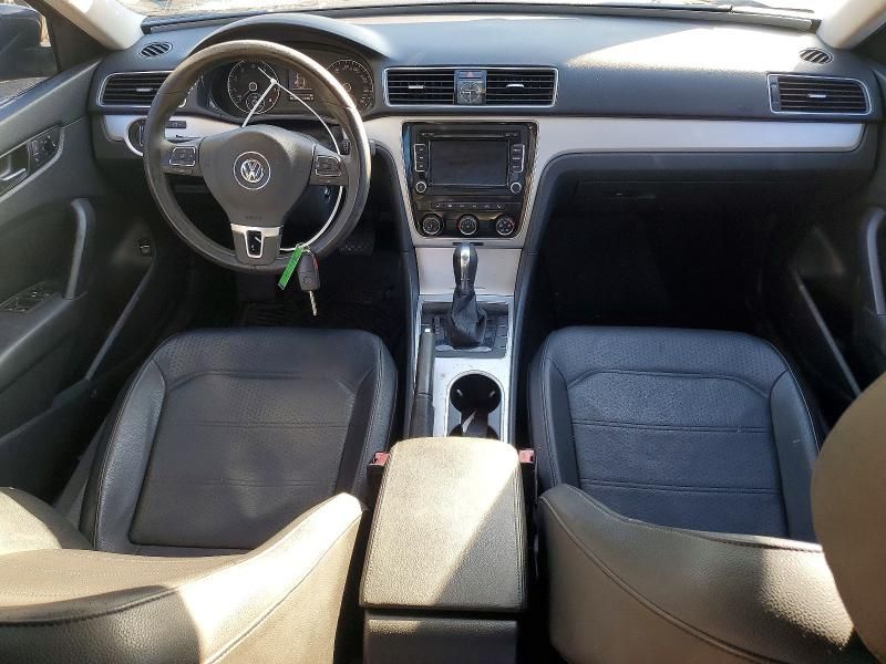2013 Volkswagen Passat se