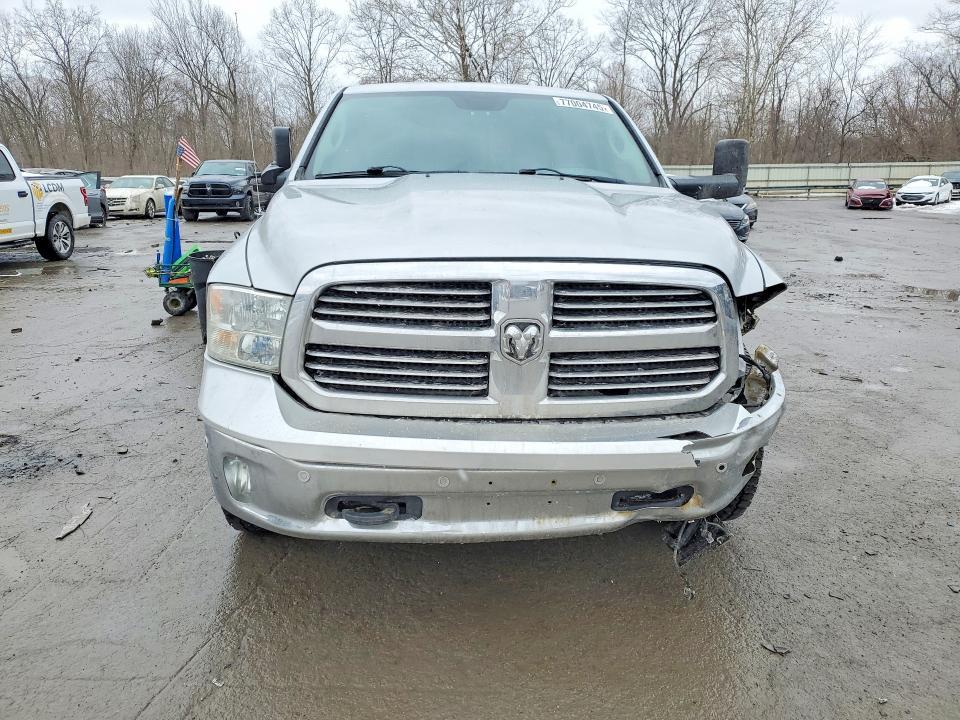2015 Dodge RAM 1500 SLT