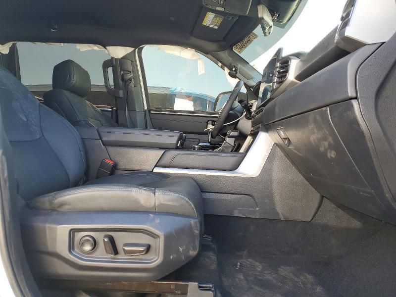 2025 Toyota Tundra Crewmax Limited