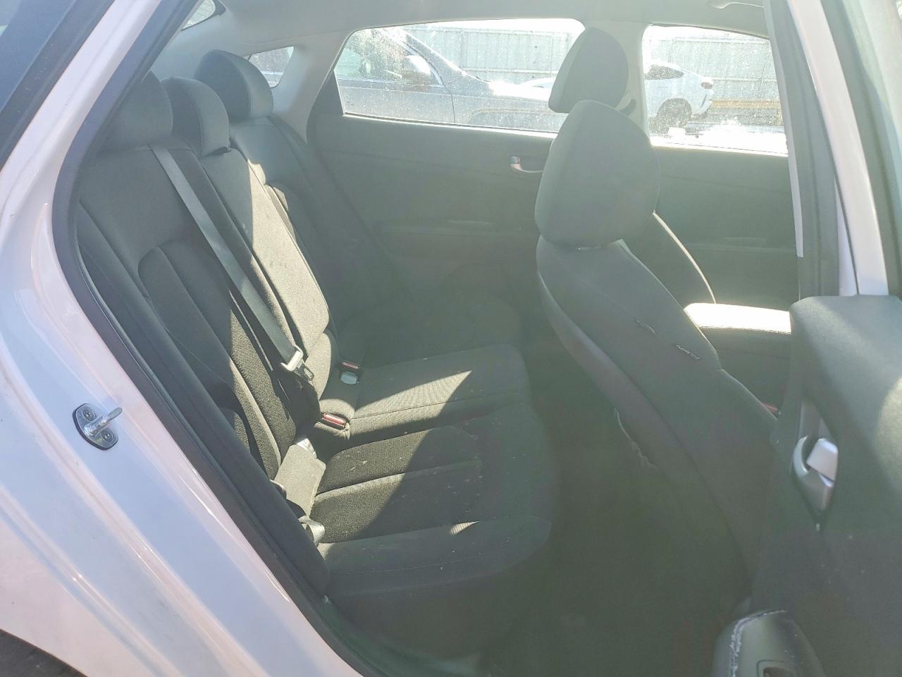 2016 KIA Optima lx Turbo