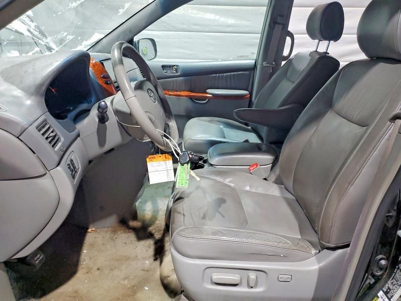 2008 Toyota Sienna xle