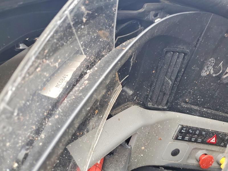 2021 Freightliner Cascadia 1-semi Truck