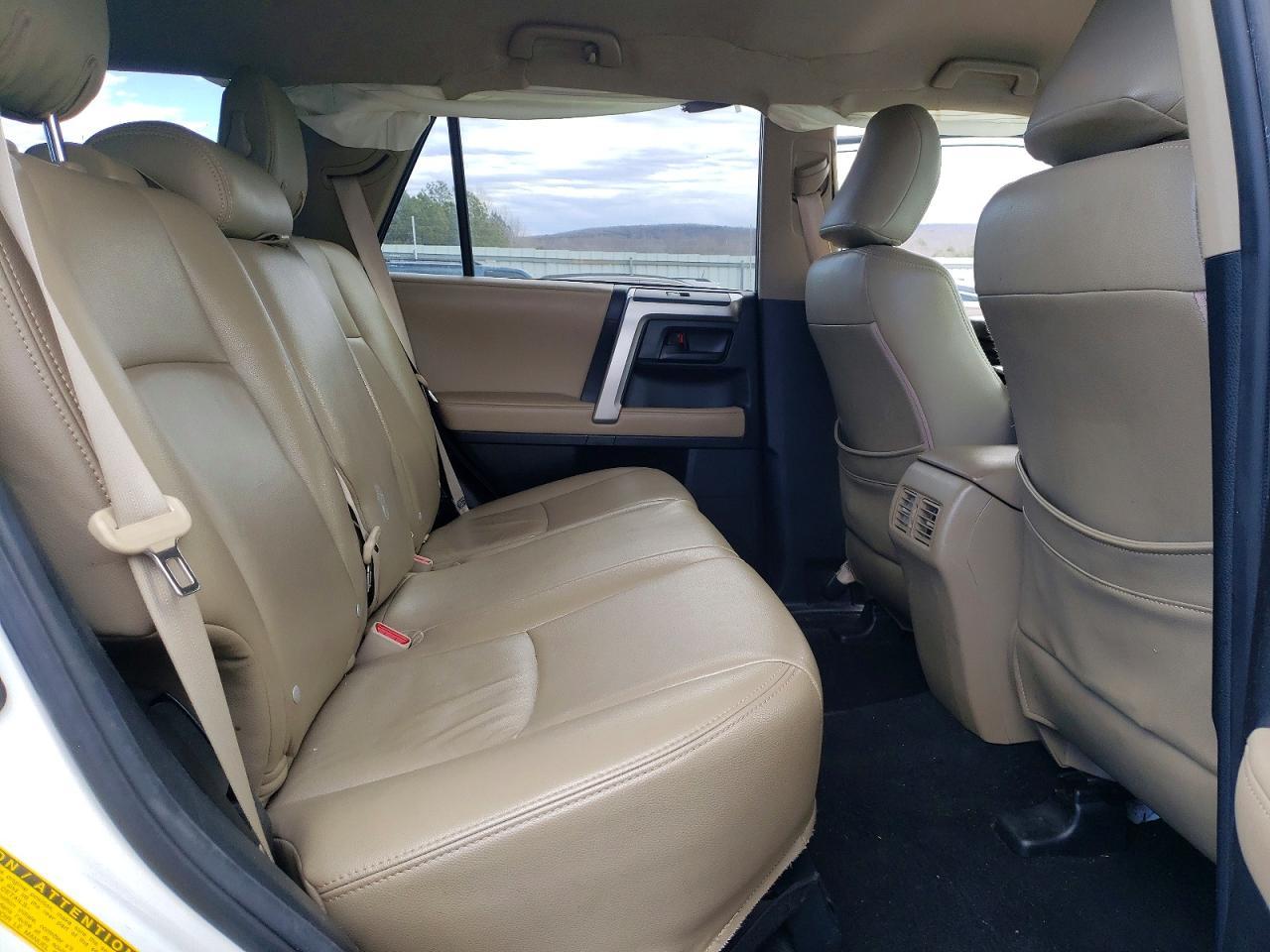 2011 Toyota 4runner SR5