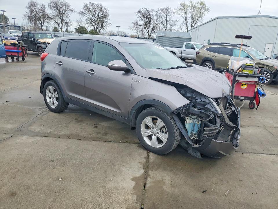 2013 KIA Sportage lx