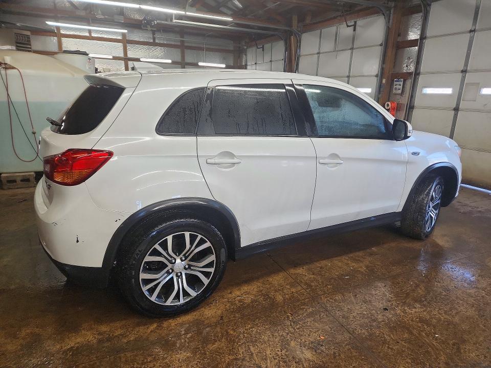 2017 Mitsubishi Outlander Sport es