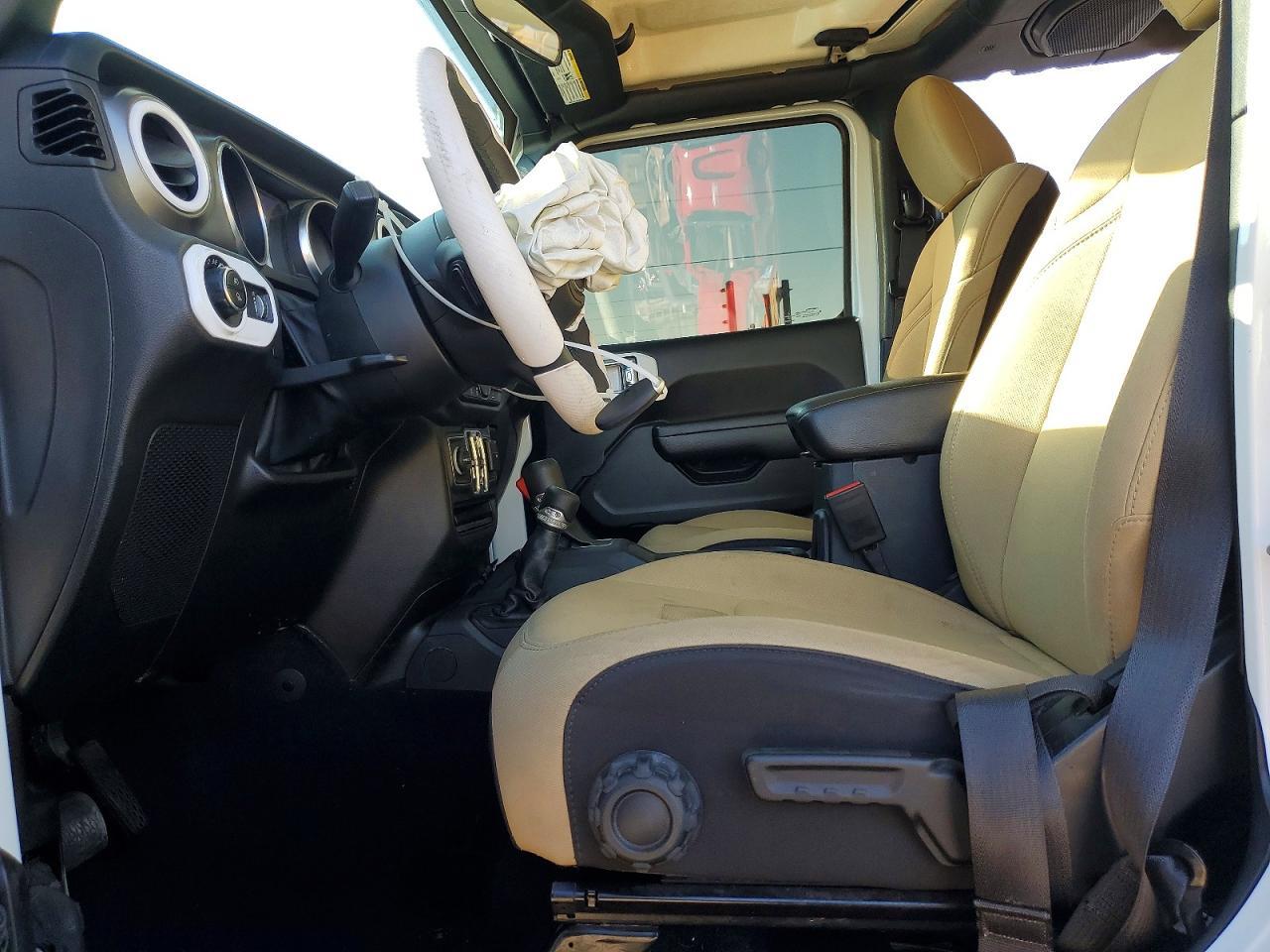 2023 Jeep Gladiator Sport