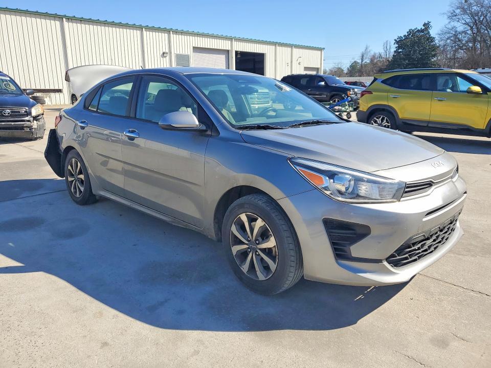 2022 KIA Rio lx
