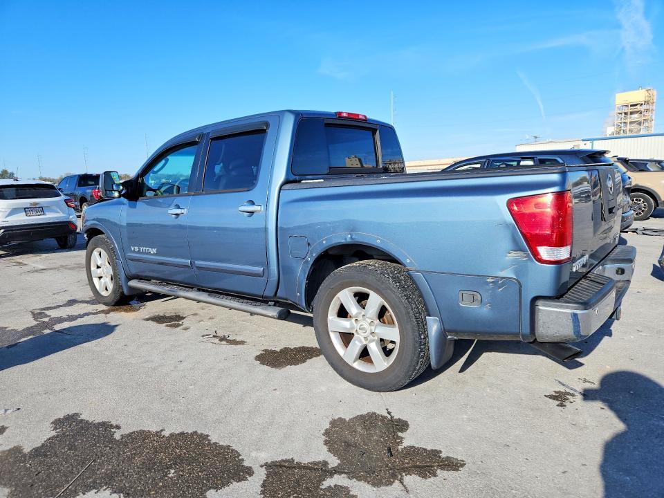 2011 Nissan Titan s