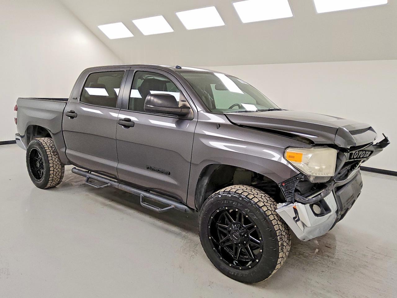 2016 Toyota Tundra SR5