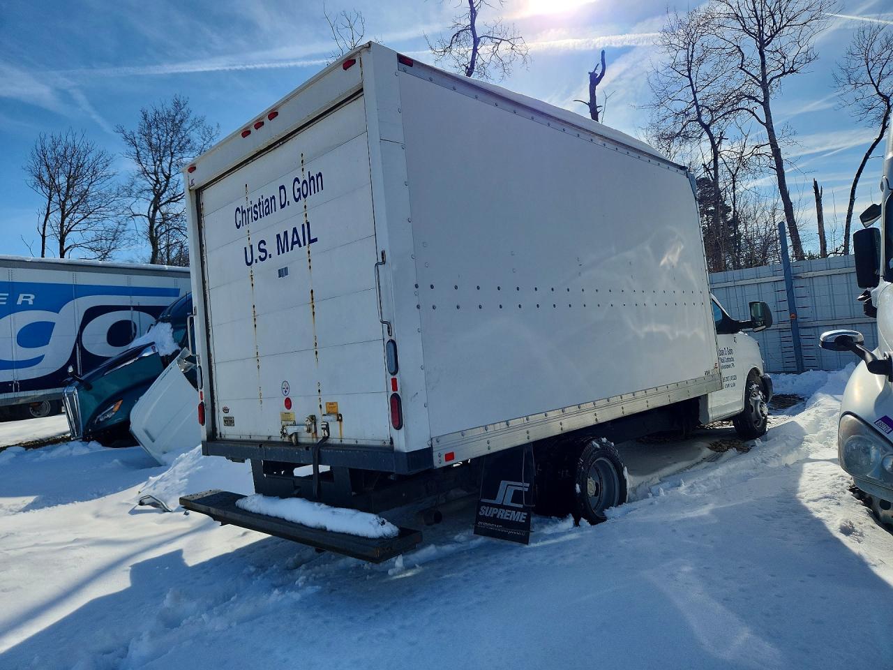 2016 Chevrolet Express G3-BOX Truck