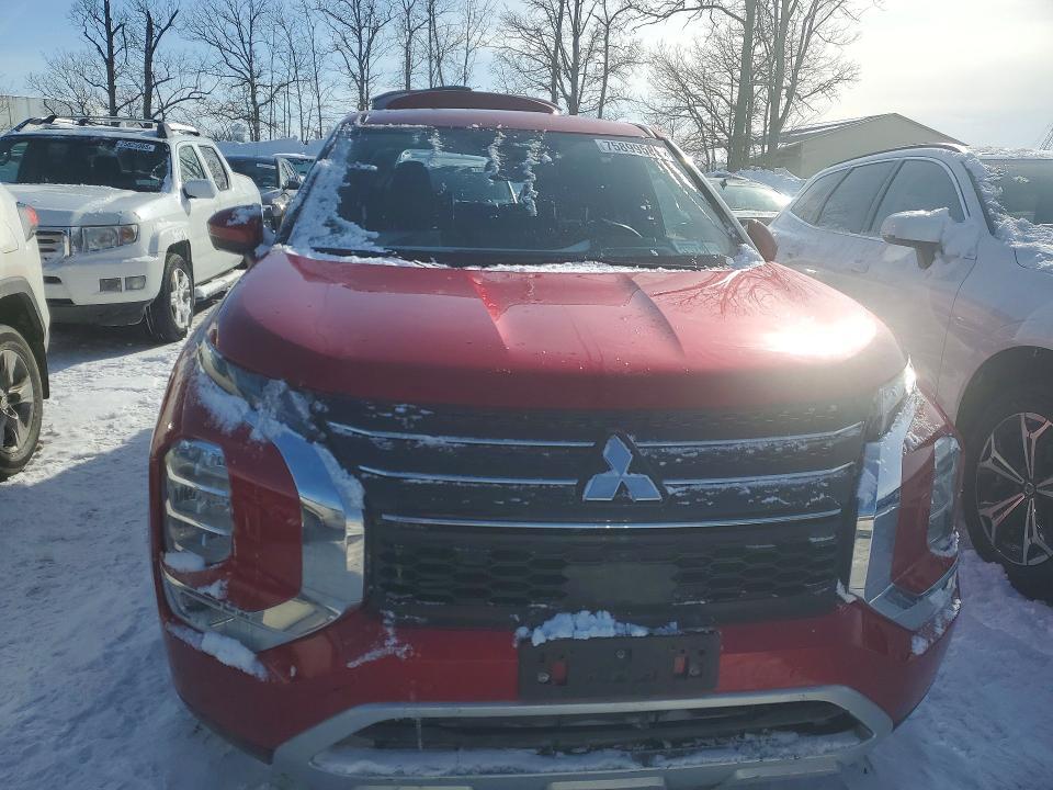 2023 Mitsubishi Outlander se