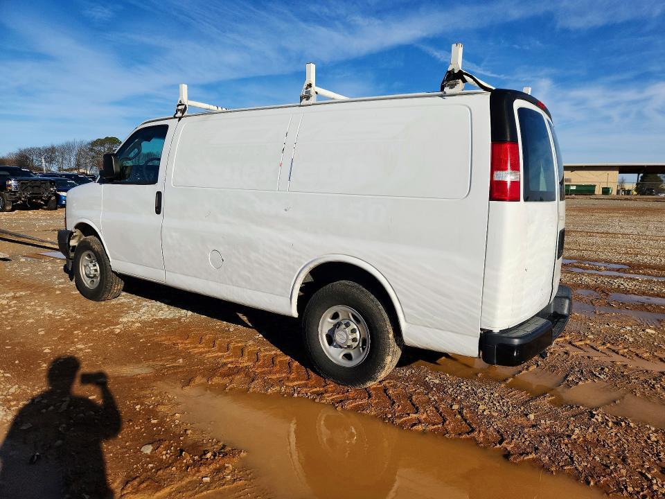 2017 Chevrolet Express 2500 Cargo Utility / Service van
