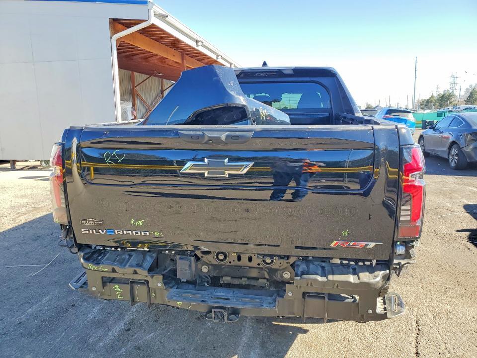 2024 Chevrolet Silverado rst