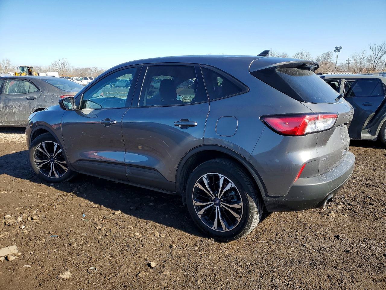 2021 Ford Escape se