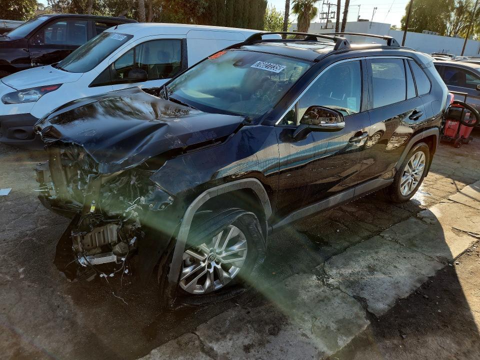2023 Toyota Rav4 xle Premium
