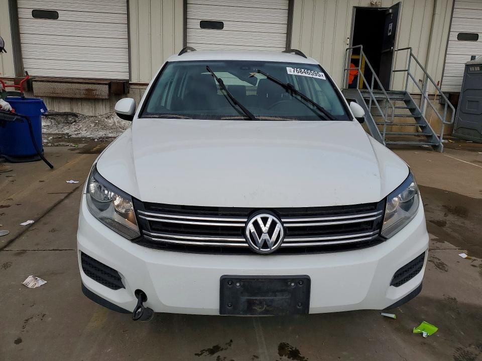2016 Volkswagen Tiguan s
