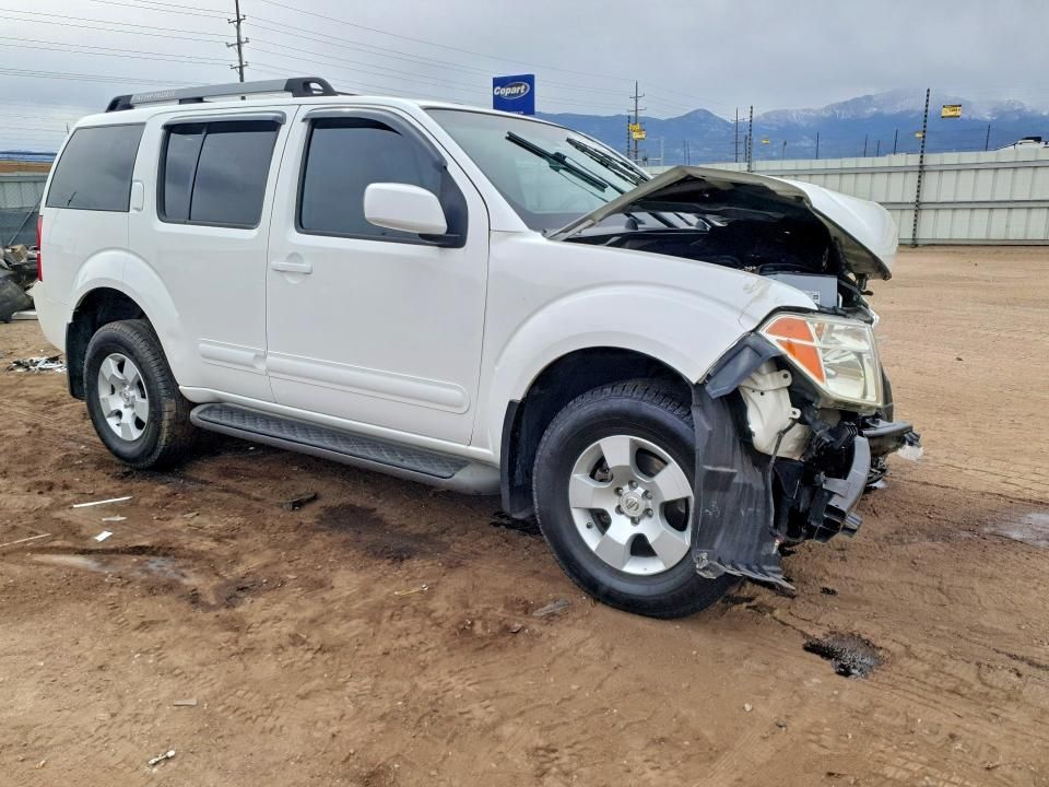 2005 Nissan Pathfinder le