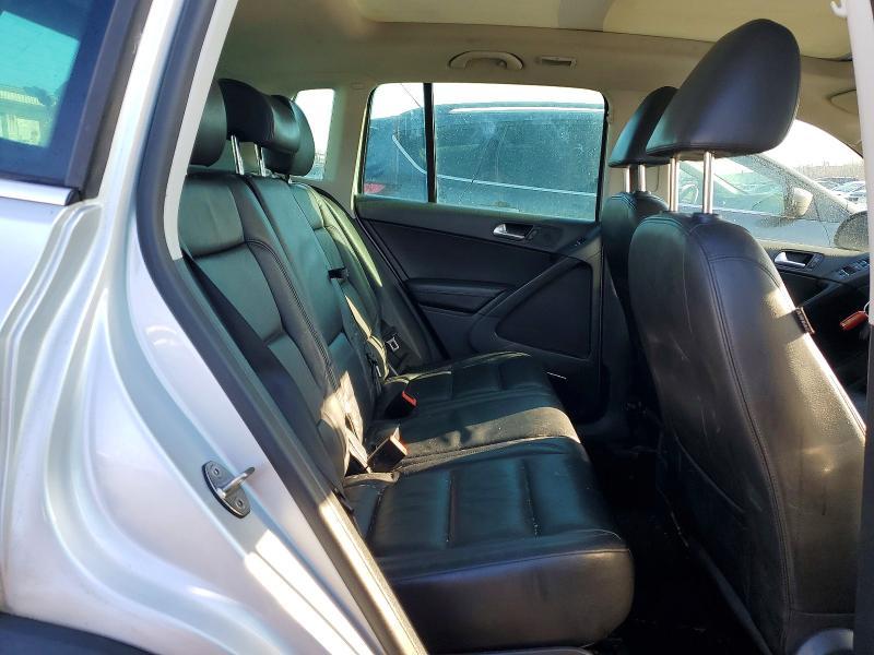 2016 Volkswagen Tiguan s