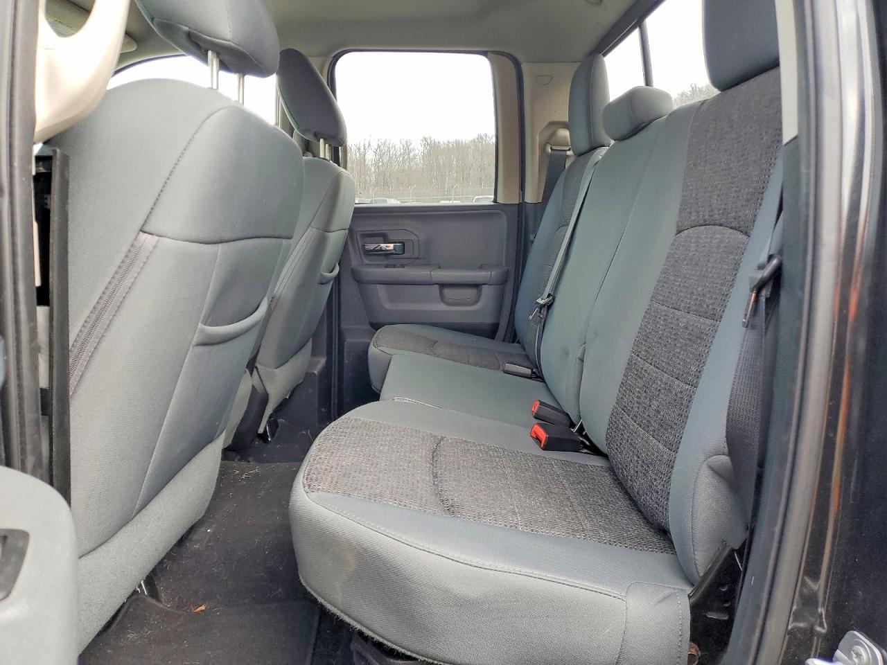 2016 Dodge RAM 1500 SLT