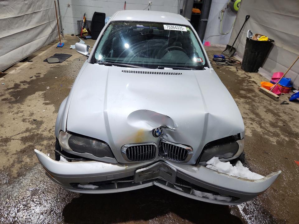 2000 BMW 323 ci