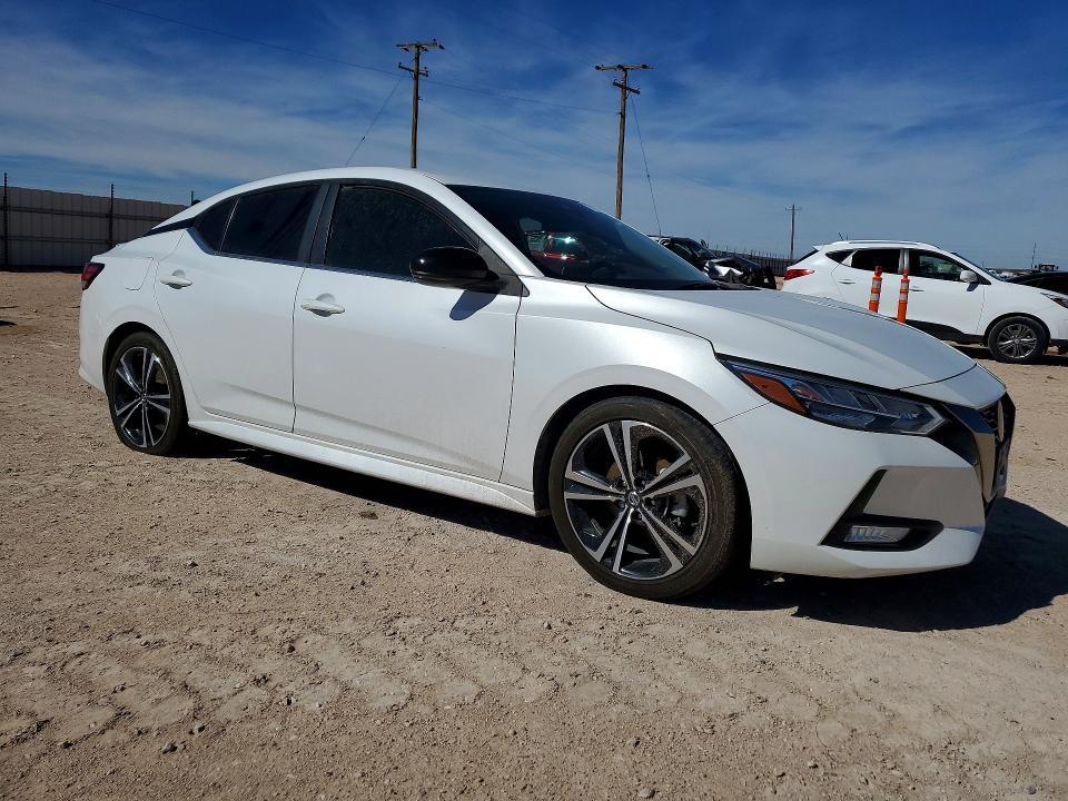 2022 Nissan Sentra sr