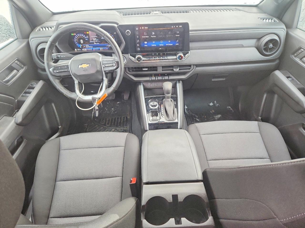 2025 Chev Colorado