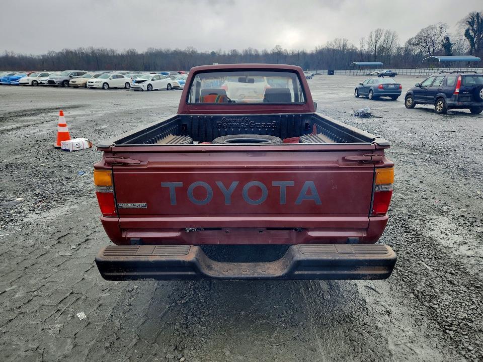 1988 Toyota Pickup Base