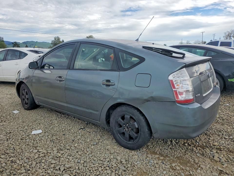 2005 Toyota Prius Base