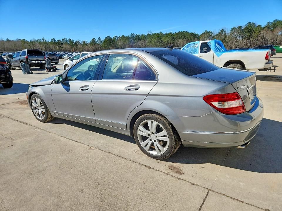2011 Mercedes-Benz C300