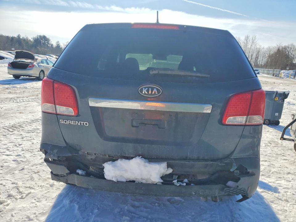 2013 KIA Sorento lx