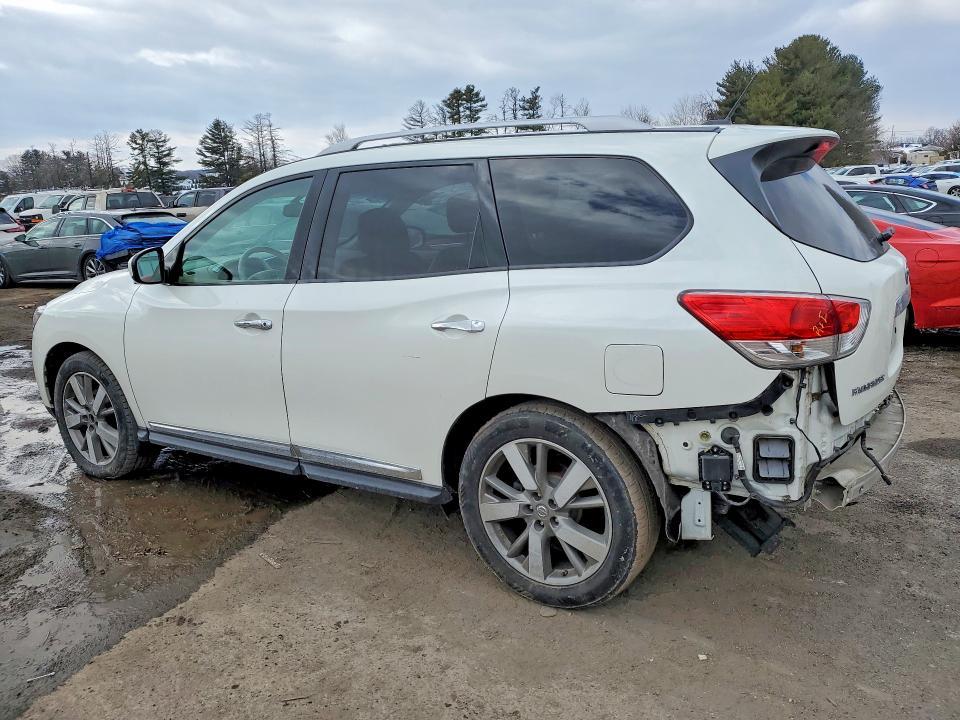 2015 Nissan Pathfinder s