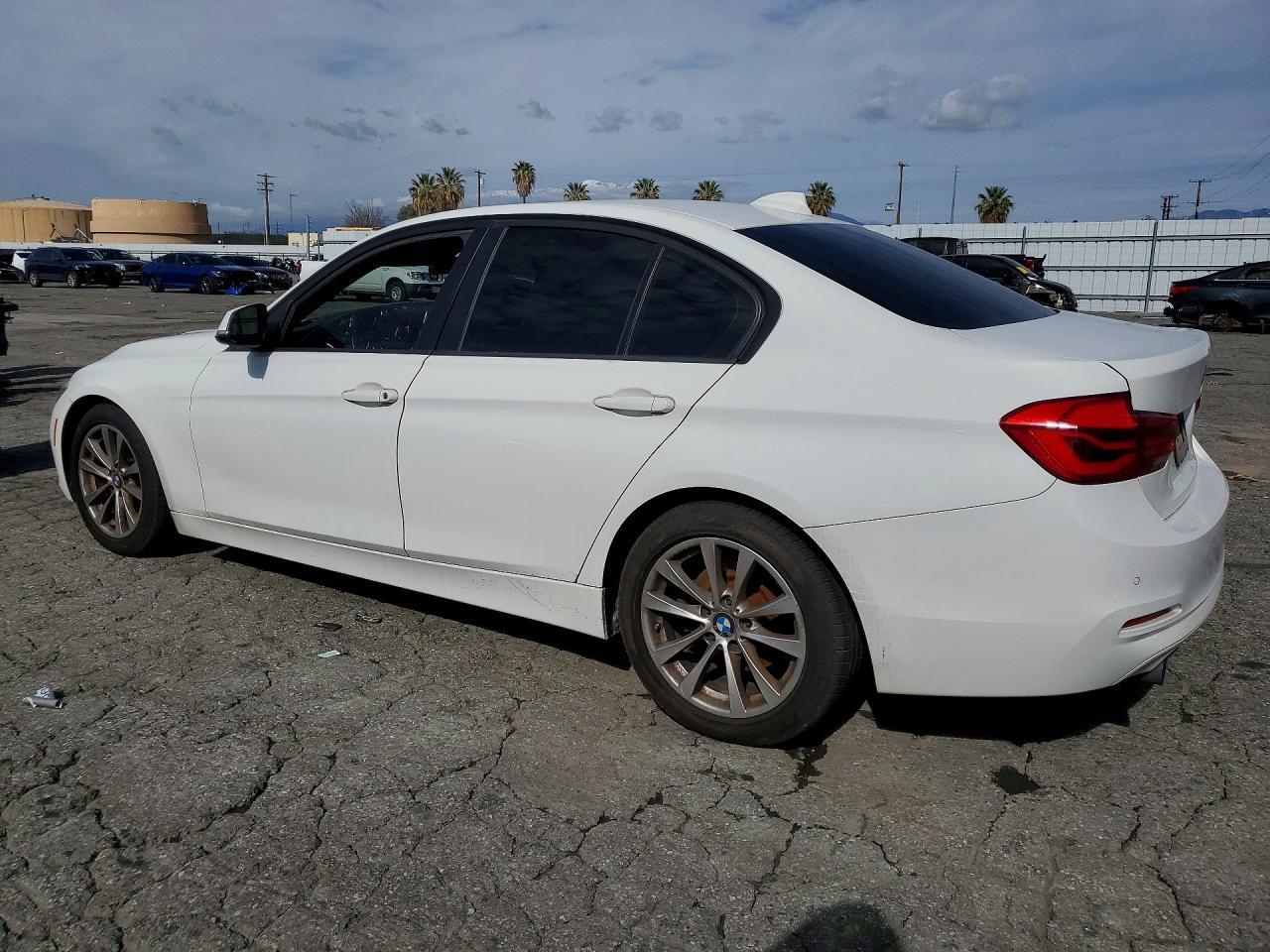 2017 BMW 320 i