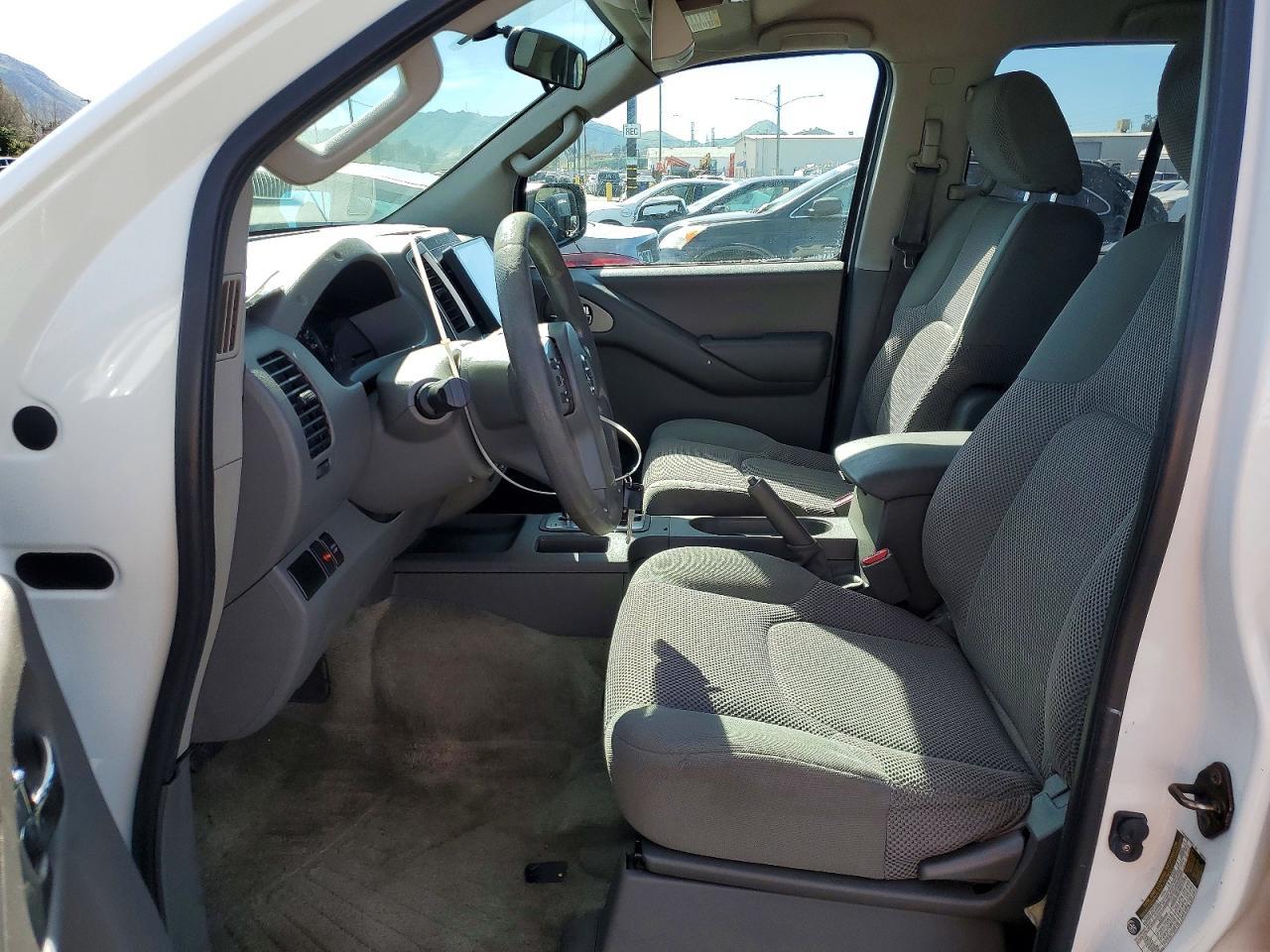 2014 Nissan Frontier S