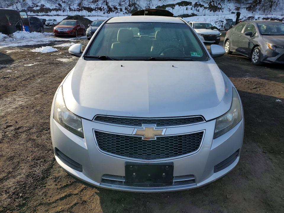 2011 Chevrolet Cruze lt