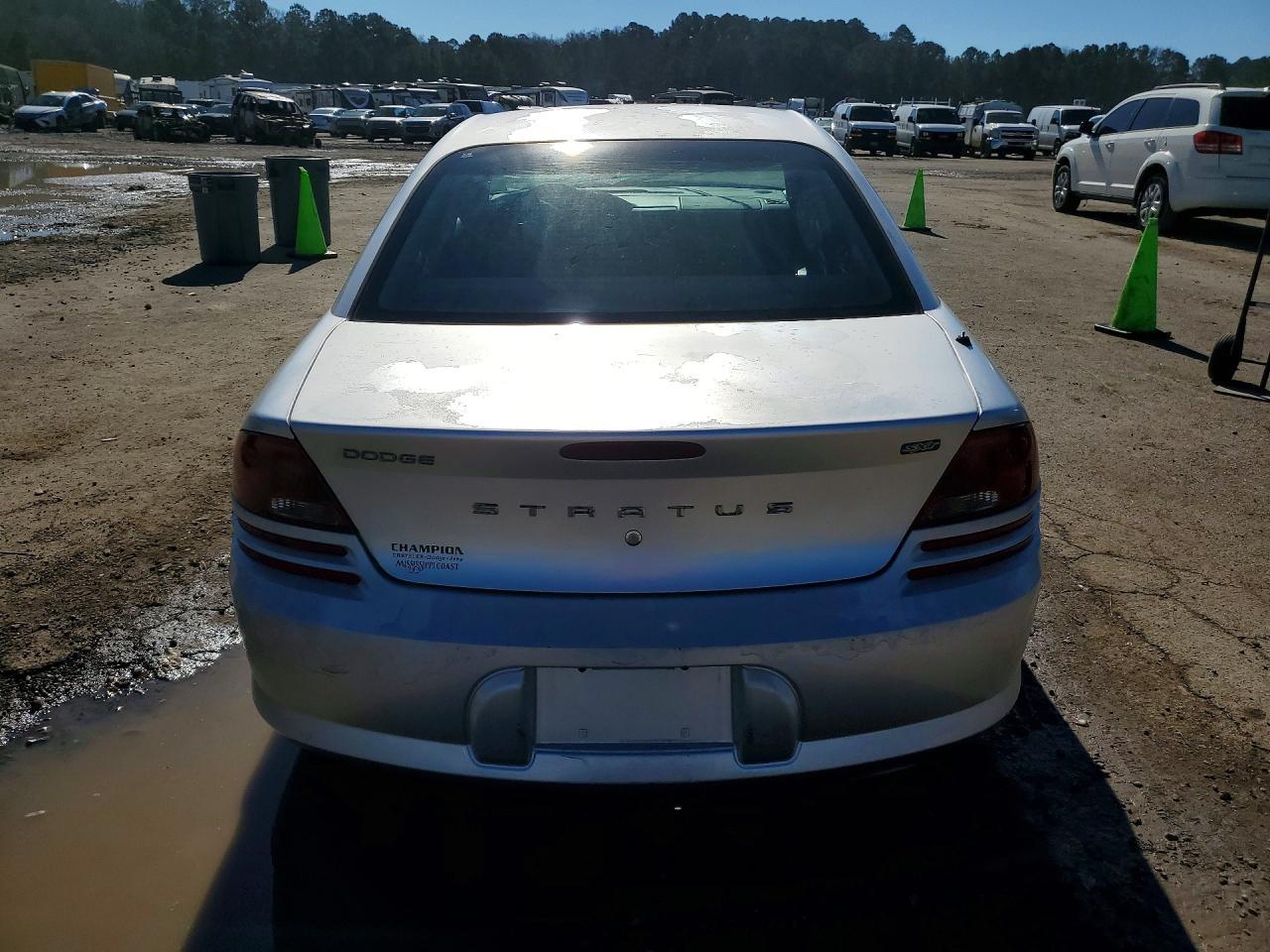 2004 Dodge Stratus sxt