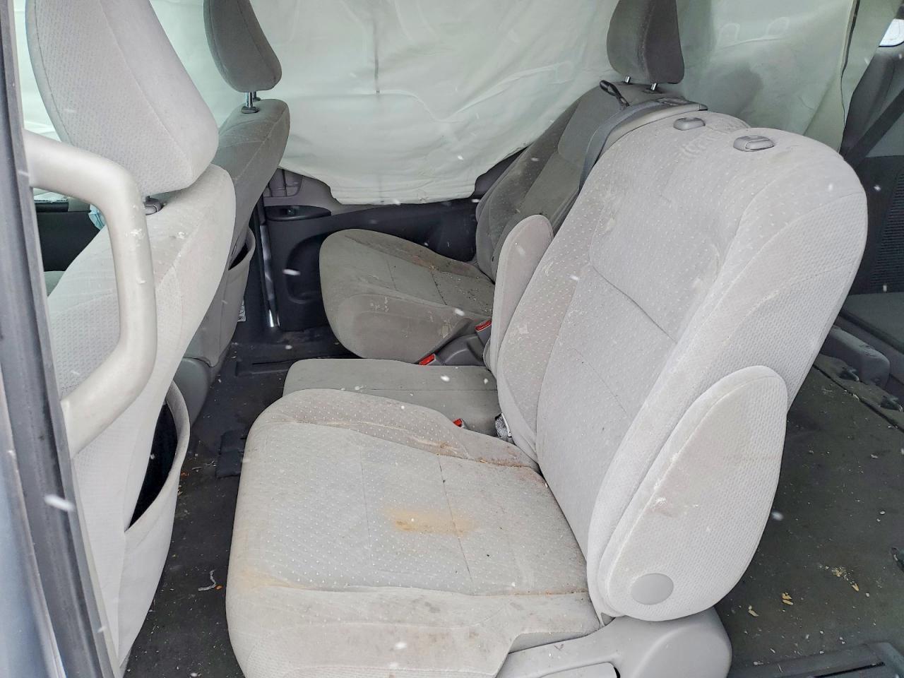 2017 Toyota Sienna le