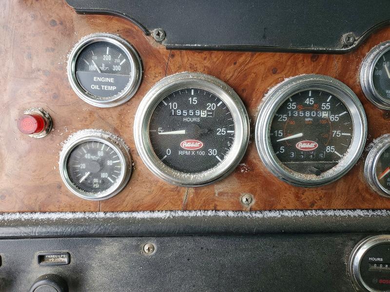 2001 Peterbilt 357