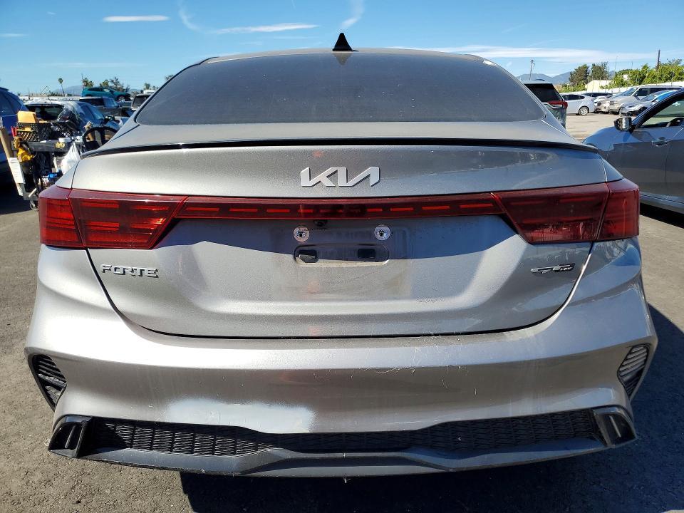 2022 KIA Forte Gt-line