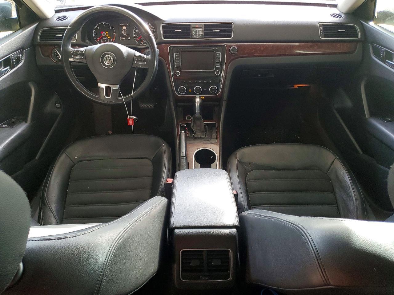 2013 Volkswagen Passat sel