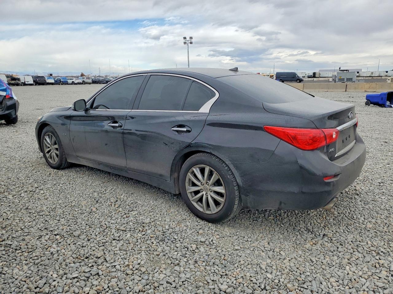 2017 Infiniti Q50 Base