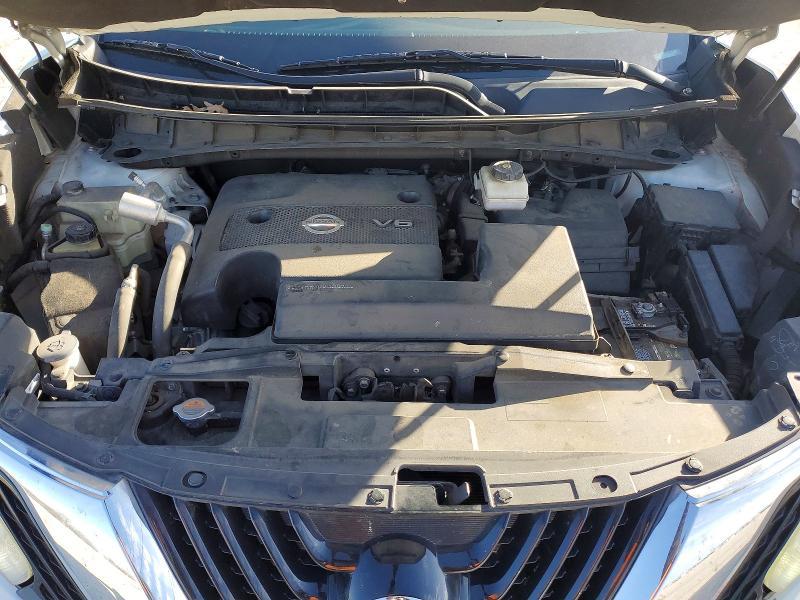 2015 Niss Murano Platinum