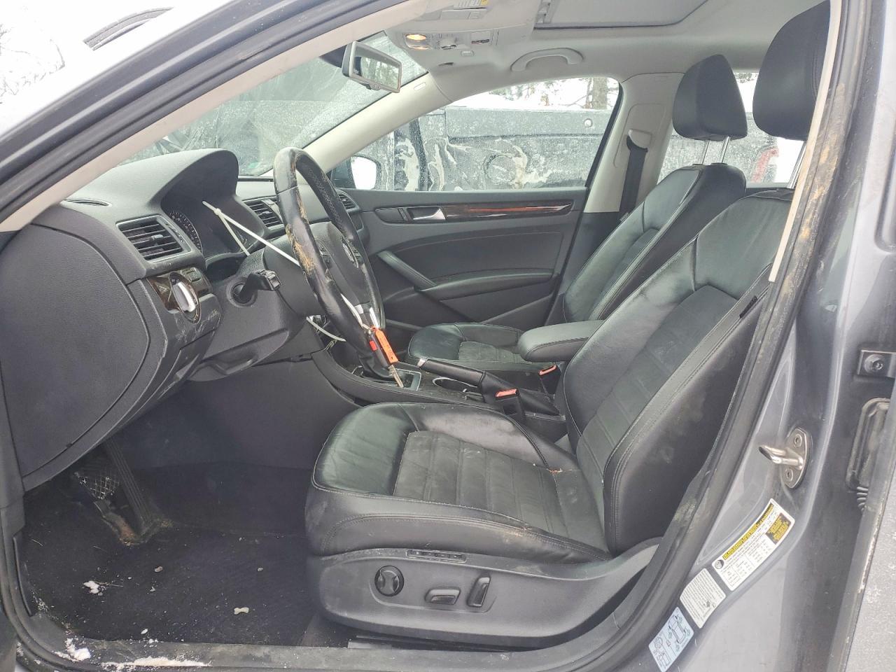 2015 Volkswagen Passat sel
