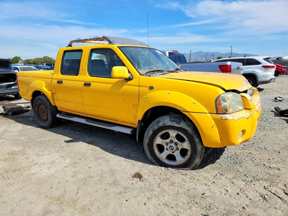 2004 Niss Frontier Crew cab xe V6