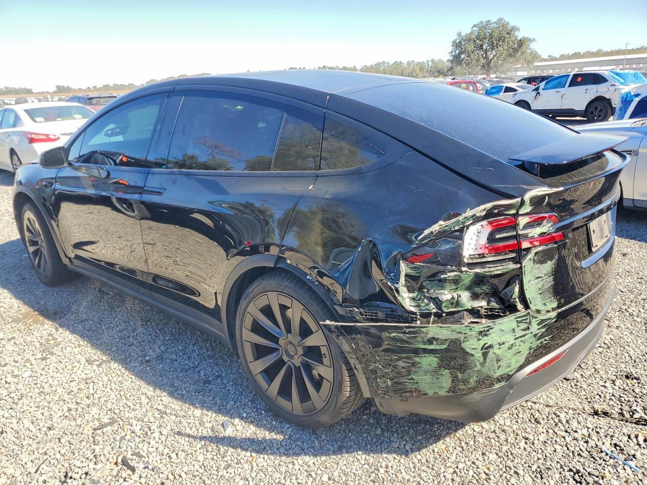 2024 Tesla Model x