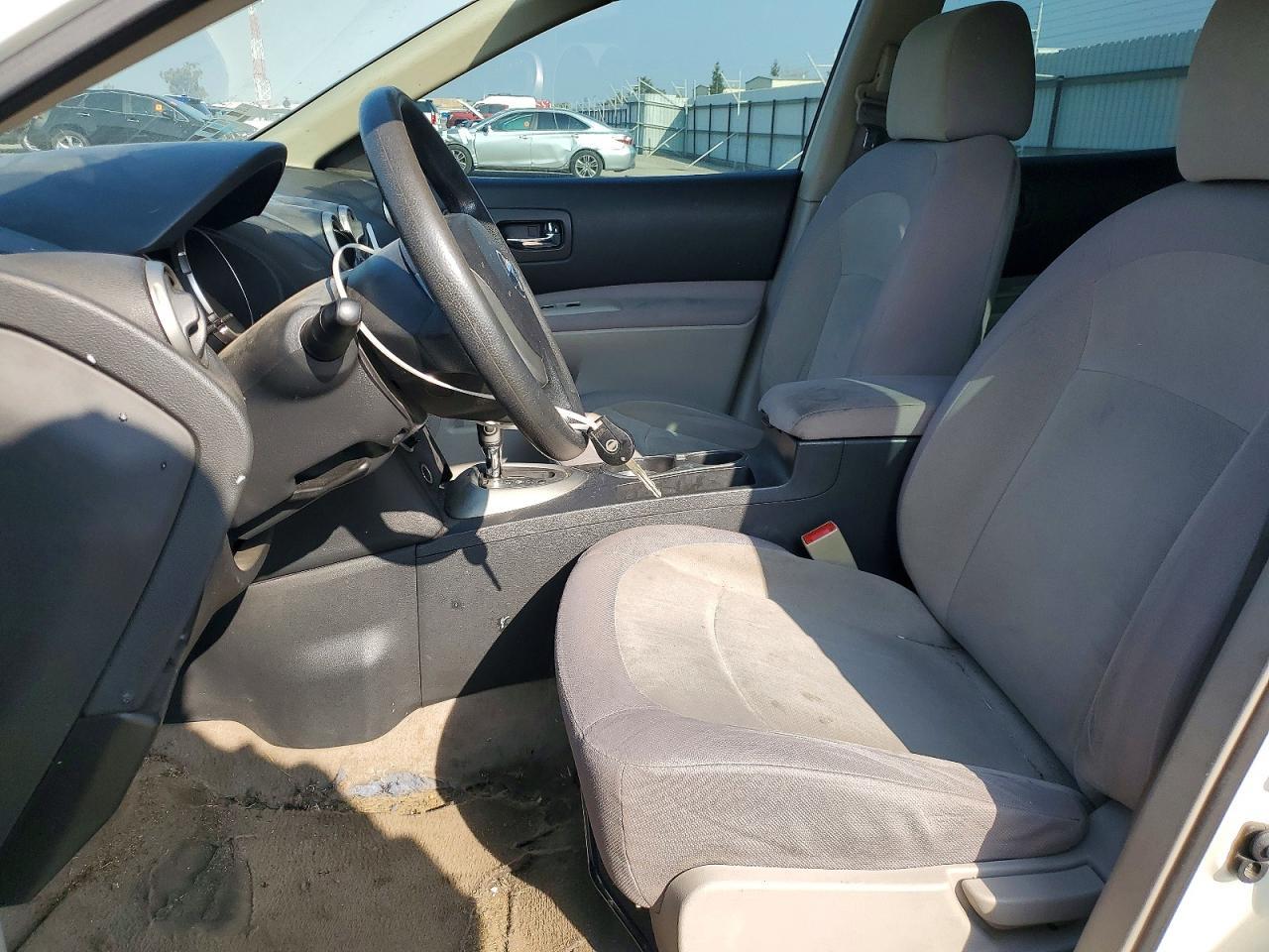 2009 Nissan Rogue s