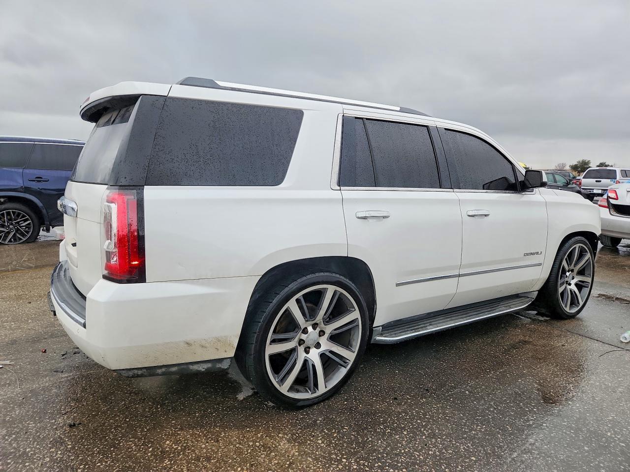2016 GMC Yukon Denali