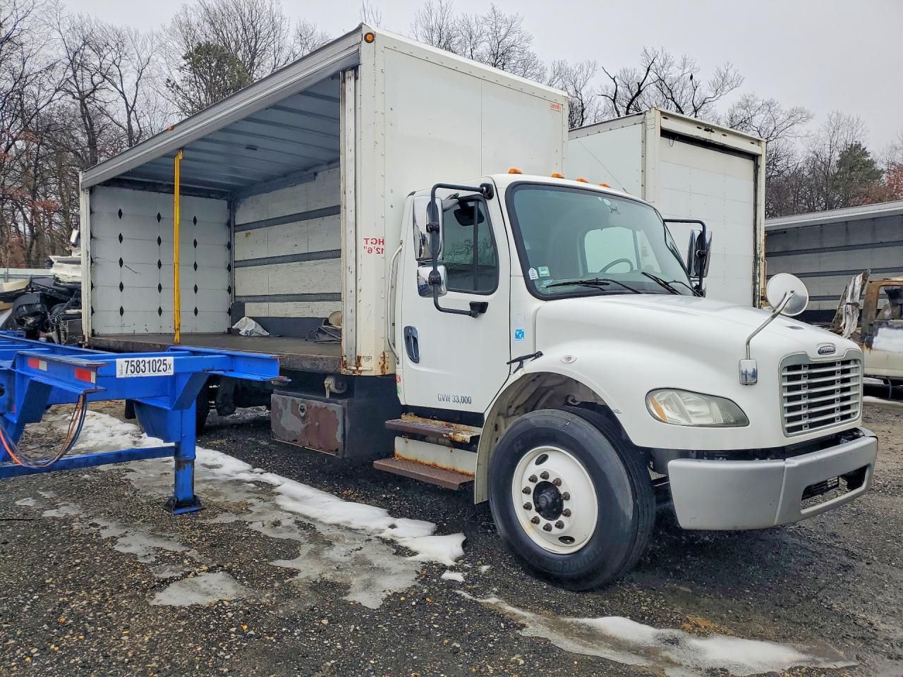 2015 Freightliner Business Class M2 BOX Truck