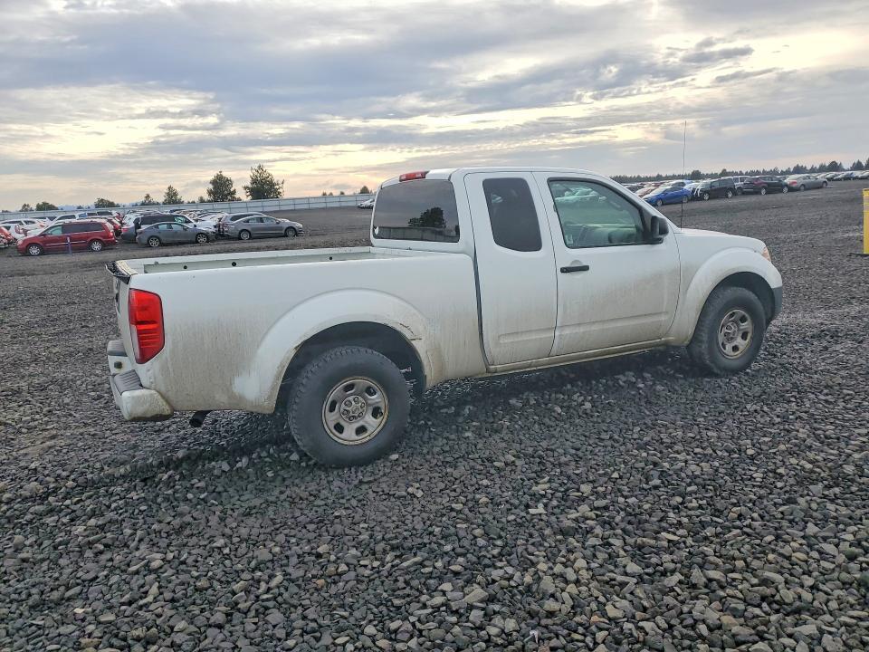 2017 Nissan Frontier s
